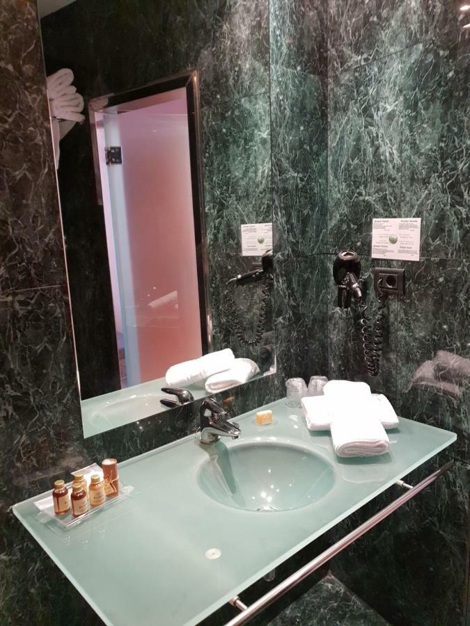 Sant Bonifaci Petrer Hotel Elda Bagian luar foto