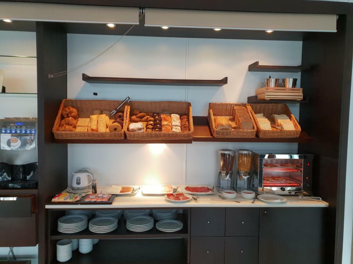 Sant Bonifaci Petrer Hotel Elda Bagian luar foto
