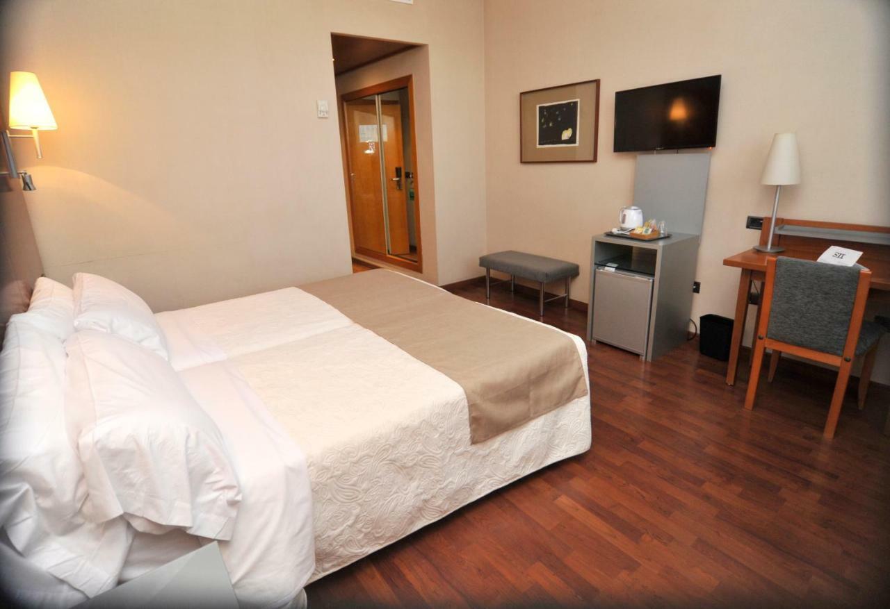 Sant Bonifaci Petrer Hotel Elda Bagian luar foto